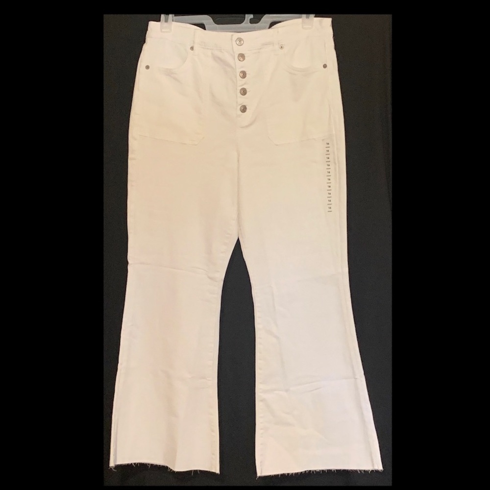 American Eagle White Denim Flare Jeans